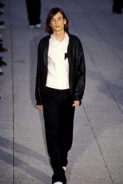 Look 8